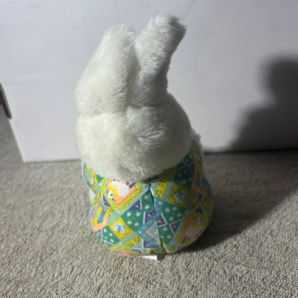 Easter Rabbit - Plushie - Picture 6 of 10